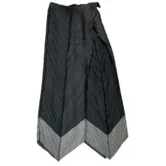 ♪♪ISSEY MIYAKE FETE A.POC イッセイミヤケ 変形 プリーツ スカート　SIZE 2 IF72FG219 ブラック×グレー