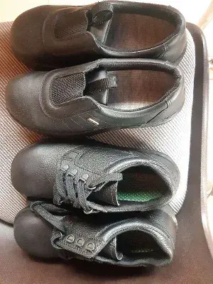 S3 Sicherheitsschuhe Gr. 36 und 2x 37 für Baustellen usw; Truckless grüner wildleder Schuh
