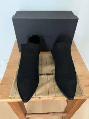 UMA WANG DESIGNER Schuhe / Schlappen Schwarz Rauleder Größe 37