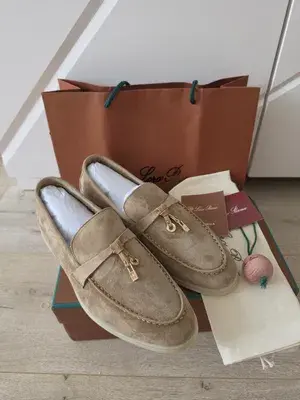 Лоуфъри Loro Piana