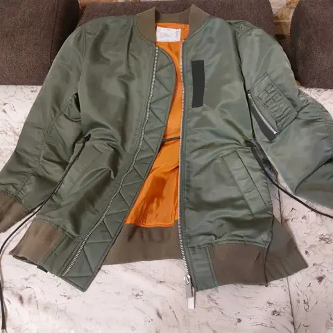 Sacai Jachetă bomber din nailon cu fermoar