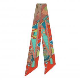 L'Art Indien Des Plaines Silk Twilly