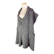 Alessandro Dell'Acqua Size 46 Thick Knit Grey Poncho Sweater