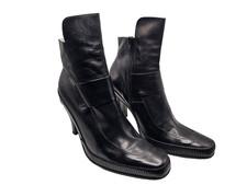 Vintage Lieve Van Gorp Leather Boots 1990s with zipper