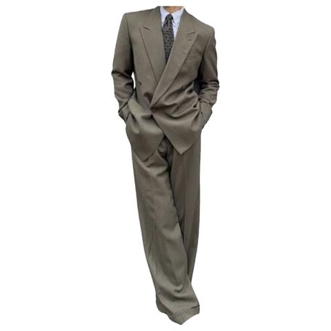 Suit
