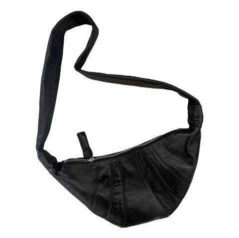 Croissant leather crossbody bag