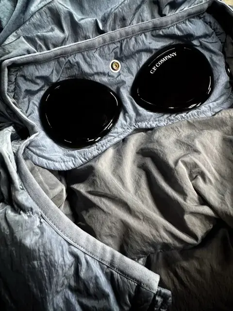 c.p. company chrome r goggle down jacket оригинал