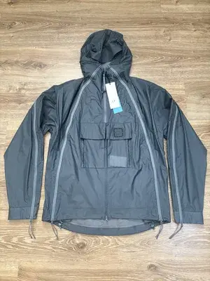 C.P. Company Jacket Metropolis Series Pertex Hooded Bloom mens