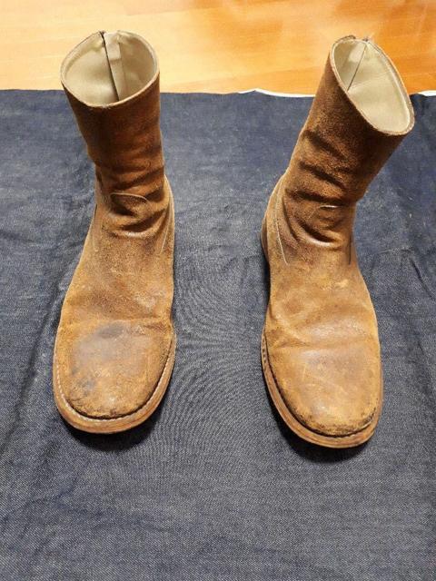 S21M Back Zip Boots