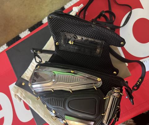 Innerraum Clutch Crossbody Bag