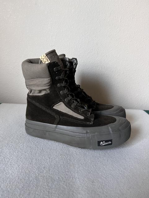 Visvim Contrary Dept Tesota 91 Sneakers in Folk Olive