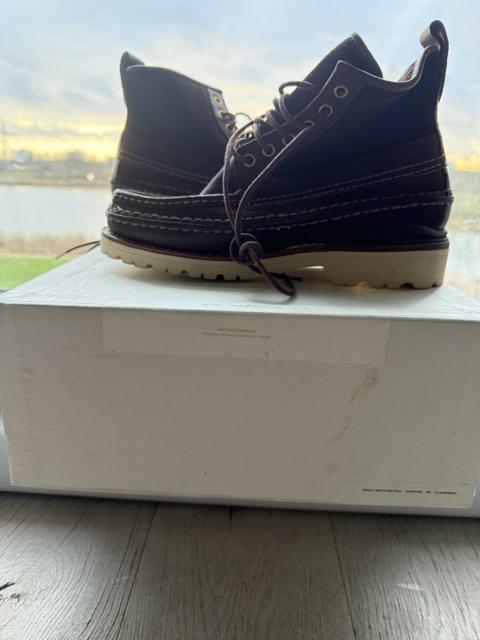 Visvim Grizzly Boots – US9