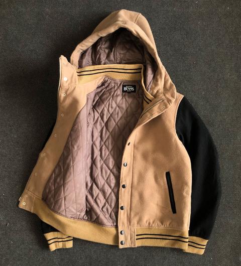 JAPAN’S BEAMS HOODED VARSITY W QUILT LINING