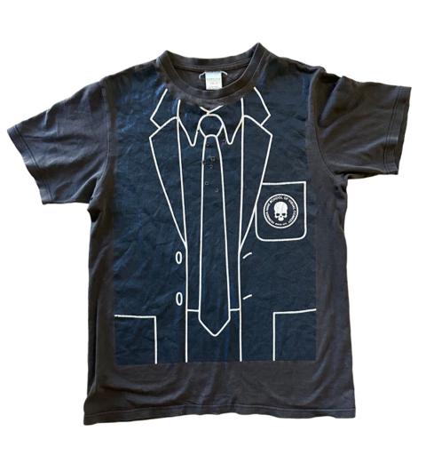Number nine school of visual comedy tee