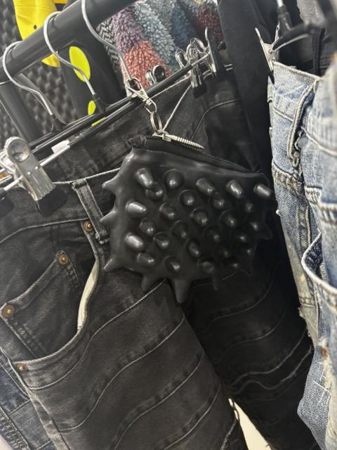 Craig Morrison pouch