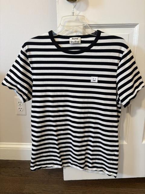 Stripped Tee w Face Logo