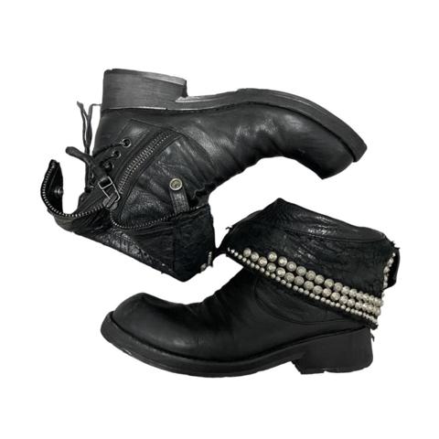 Kmrii stud boots