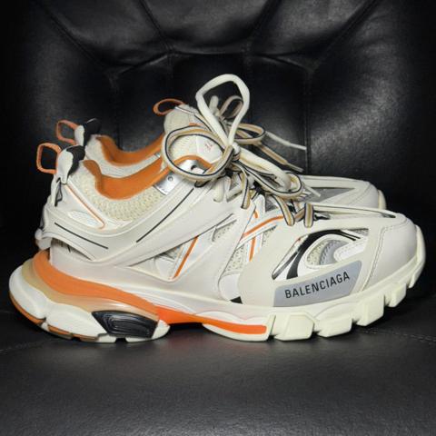 balenciaga track