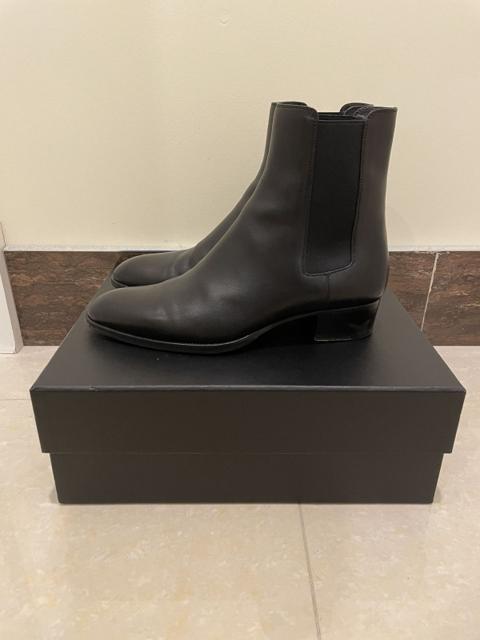 YSL Wyatt Chelsea Boots