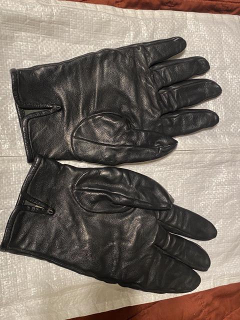 CCP AM2300 ROOMS-PTC010 OD disparate gloves
