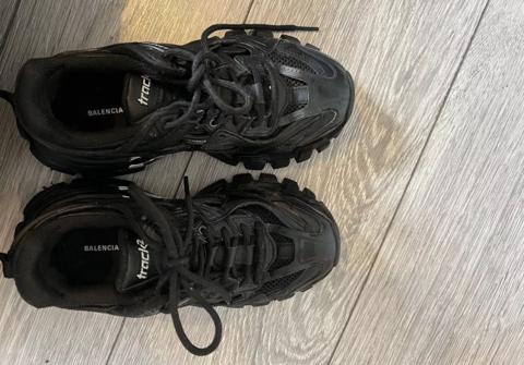 balenciaga track