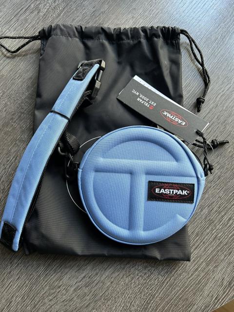 TELFAR x Eastpak circle bag brand new
