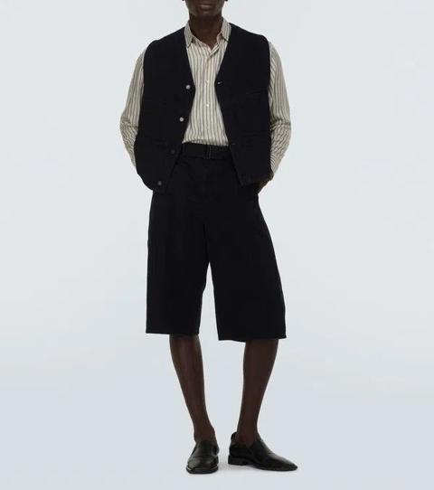 Twisted shorts