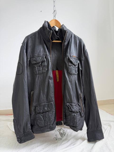 Avant garde cropped bomber leather retro hype diesel style
