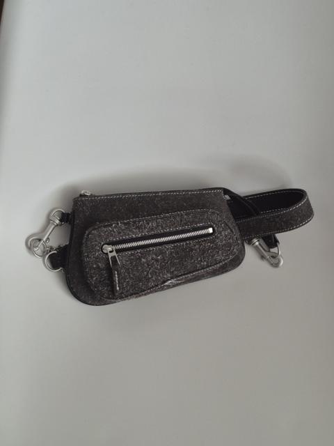 Trivia Chain Pochette