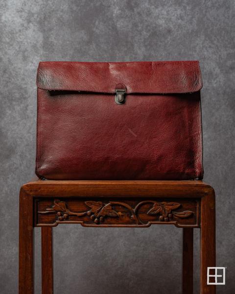 Cherevichkiotvichki Aged Leather Lock Clutch Bag