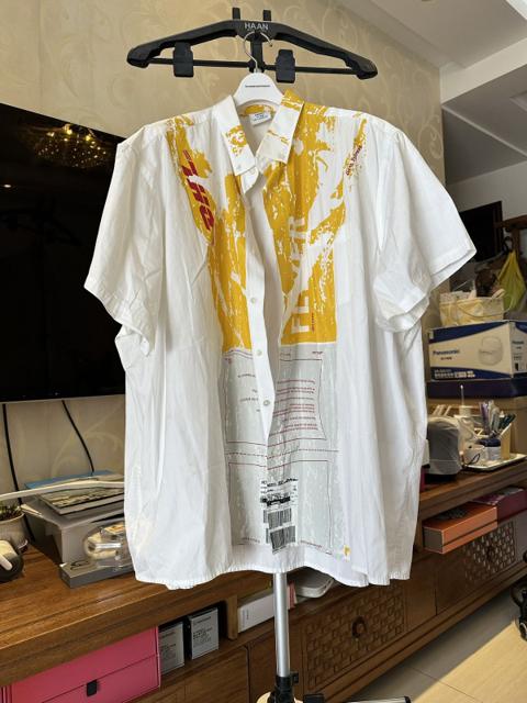 vetements dhl broken shirt