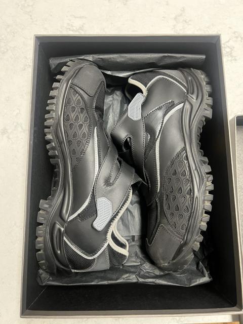 Carbon Black Harkman shoe