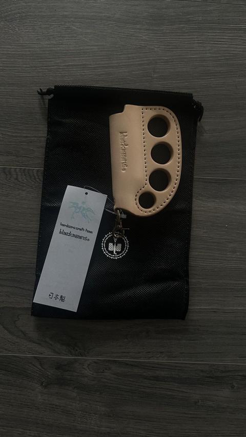 Blackmeans Knuckle Lighter Case