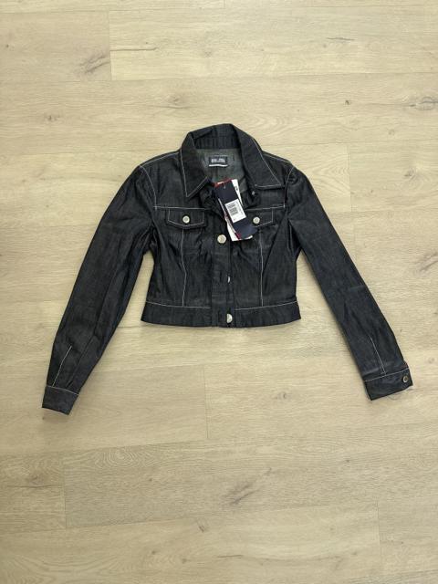 Cropped denim jacket
