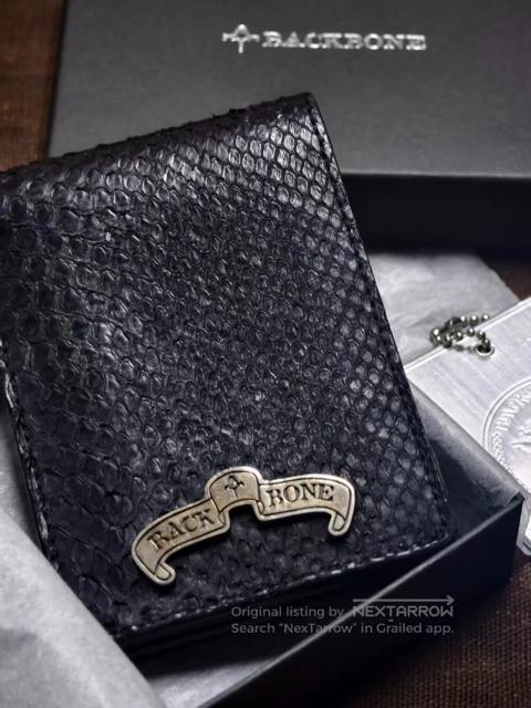 Backbone Silver Leather Limited Edition Wallet|i