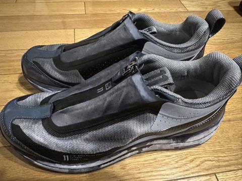 11 BY BORIS BIDJAN SABERI BAMBA 2 LOW BLACK DYE SALOMON