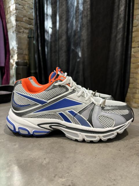 Vetements Spike Runner Sneakers