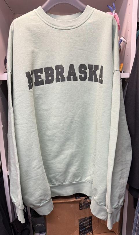 Sz 2 Nebraska sweatshirt
