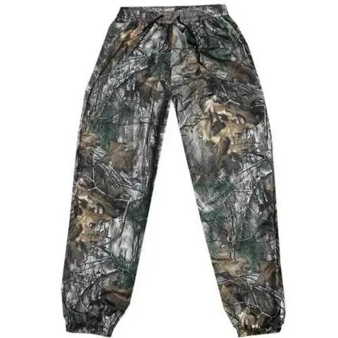 Camouflage pants with elastic bands
