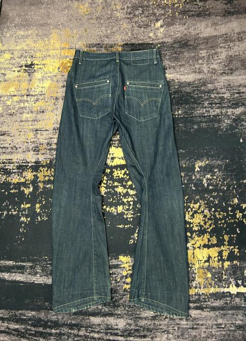 Levis Engineered Distressed Jeans