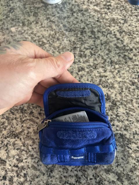 Supreme north face keychain