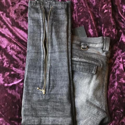 BlackMeans 
Doji Multi-Zip Biker Jeans amazing denims Size 3

#Blackmeans #jeans #black #designer #japan