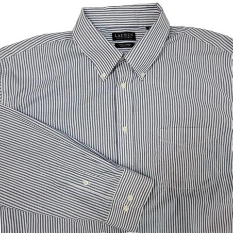 Lauren Ralph Lauren Black Label Stretch Fabric Regular Fit Mens 18-34/35 2XL

This is a Lauren Ralph Lauren Black Label dress shirt for men, featuring a striped pattern in black color with a collared neckline and button-down closure. It has long sleeves with barrel cuffs and is made from stretch cotton fabric for a comfortable fit. The shirt is in size 2XL with an 18-inch neck size and a regular fit, suitable for various occasions such as parties, casual wear, or business settings. This garment is machine washable and branded as Lauren.