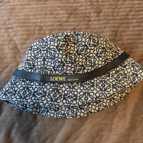 loewe anagram bucket hat