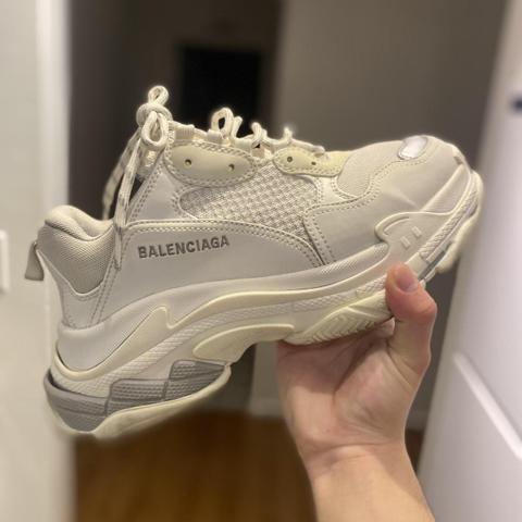 balenciaga triple s