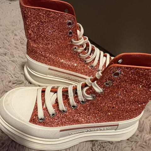 pink glittery tread slick high