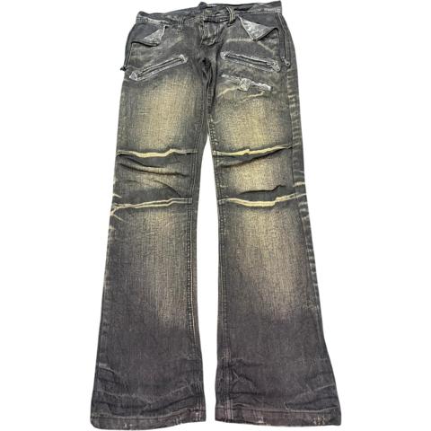 Vintage / Y2K Clone Devgru Buckle Rusty Wash Flare Jeans

Size: 33, tagged : L
Material: Cotton 100%
Condition: Nice

THE MEASUREMENTS ARE IN INCHES AND MEASURED AS IN THE PICTURES.

Waist: 16.5
Inseam: 32.5
Leg Opening: 8
Front Rise: 9
Thigh: 11.5
Knee: 7.5
Outseam: 41.5
Hip: 18
Pocket's Depth: 9

__________________________ 外人 __________________________

DEAR VALUED CUSTOMER;

We Sell On Various Places, First Come First Serve 🛒 

We Are Ready To Negotiate With You.
Send Us Your Offer Now 💥

IMPORTANT INFO 🔥

THIS IS USED CLOTHING.

📸 INDOOR.
📏 ON THE FLAT GROUND.

THE COLOUR MIGHT BE SLIGHTLY DIFFERENT DUE TO THE LIGHTING.

PLEASE MAKE FULL USE OF THE PROVIDED PHOTOS AND MEASUREMENTS.

EVERY SALE IS FINAL. NO RETURN NO EXCHANGE.

BUNDLE DEALS + FREE GIFT 🎁 

FAST SHIPPING 🚀

LOVE, GUYJEAN 🌮

*292.2
#indie
#flare
#grunge
#tornadomart
#hystericglamour