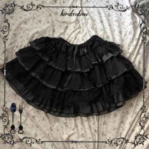 (DM to buy through paypal pls) 
+* H.naoto polka dot frill skirt~ Most adorable piece
ৎ୭ 𝒃𝒆𝒔𝒕 𝒔𝒊𝒛𝒆𝒔 𝒇𝒐𝒓 𝒕𝒉𝒊𝒔: S-M

🎼♟️.𖥔 ݁ ˖ 𝙥𝙡𝙚𝙖𝙨𝙚 𝙠𝙚𝙚𝙥 𝙞𝙣 𝙢𝙞𝙣𝙙 𝙗𝙚𝙛𝙤𝙧𝙚 𝙗𝙪𝙮𝙞𝙣𝙜 𝙢𝙤𝙨𝙩 𝙤𝙛 𝙩𝙝𝙚 𝙘𝙡𝙤𝙩𝙝𝙚𝙨 𝙖𝙧𝙚 𝙤𝙡𝙙𝙚𝙧 𝙟𝙖𝙥𝙖𝙣𝙚𝙨𝙚 𝙘𝙡𝙤𝙩𝙝𝙚𝙨 𝙨𝙤 𝙢𝙖𝙮 𝙝𝙖𝙫𝙚 𝙨𝙞𝙜𝙣𝙨 𝙤𝙛 𝙬𝙚𝙖𝙧 𝙪𝙣𝙡𝙚𝙨𝙨 𝙨𝙩𝙖𝙩𝙚𝙙 𝙤𝙩𝙝𝙚𝙧𝙬𝙞𝙨𝙚~
⏔⏔⏔ ꒰ ᧔ෆ᧓ ꒱ ⏔⏔⏔
𝘪𝘧 𝘺𝘰𝘶 𝘯𝘦𝘦𝘥 𝘮𝘦𝘢𝘴𝘶𝘳𝘦𝘮𝘦𝘯𝘵𝘴
𝙥𝙡𝙨 𝙢𝙚𝙨𝙨𝙖𝙜𝙚 𝙢𝙚!
#hnaoto #jfashion #lolita #lolitafashion #putumayo