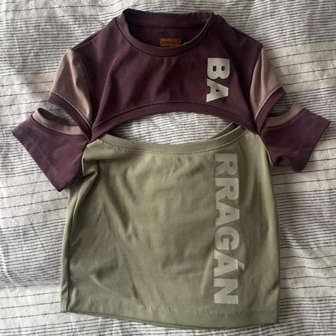 Barragan olive green and purple baby tee
Size S