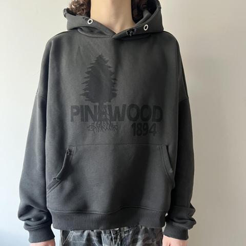 French terry cotton hoodie that I have designed a while ago for a project that I have abandoned and I have some leftover stock, MARKED AS RAF SIMONS FOR EXPOSURE, the material is soft and good to touch, 100% cotton, the hoodie that I’m going to send is NOT going to be distressed, drop shoulder fit, good quality screen print which has a good feel to it, if you have any questions/offers don’t hesitate to DM me, I HAVE OTHER SIZES S/M/L JUST LET ME KNOW BEFORE YOU ORDER!

#streetwear #hoodie #vintagehoodie #vintage #igbrand